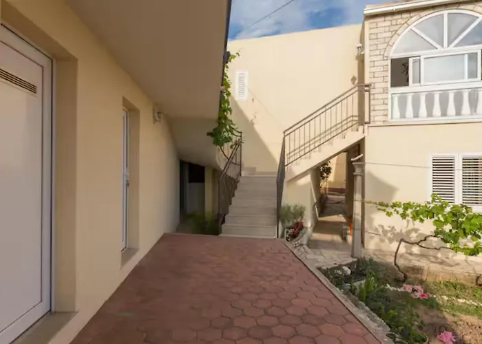 Mountain House With Sea View Dom wakacyjny *