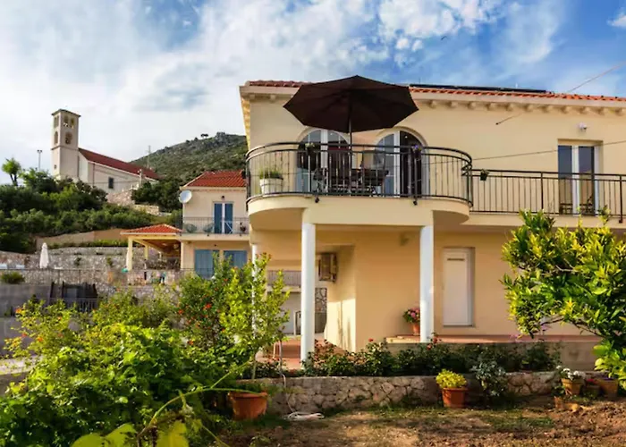 Mountain House With Sea View