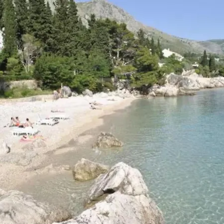 Mountain House With Sea View *