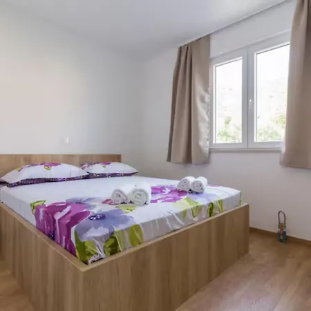 Mountain House With Sea View Tatil Evi Mlini